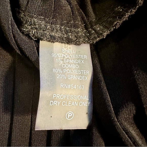 Calvin Klein ‘Plus Size Illusion Banded Sheath Dress’ in Black Size 16W - Picture 11 of 16